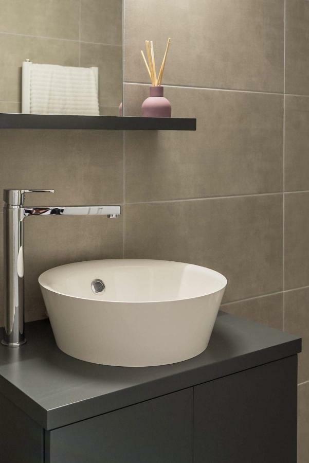 סלוניקי Central C&P Minimal Apartment מראה חיצוני תמונה